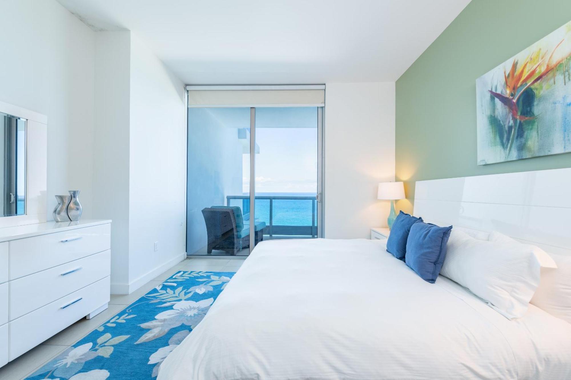 Bluebird Suites Monte Carlo Маями Бийч Стая снимка