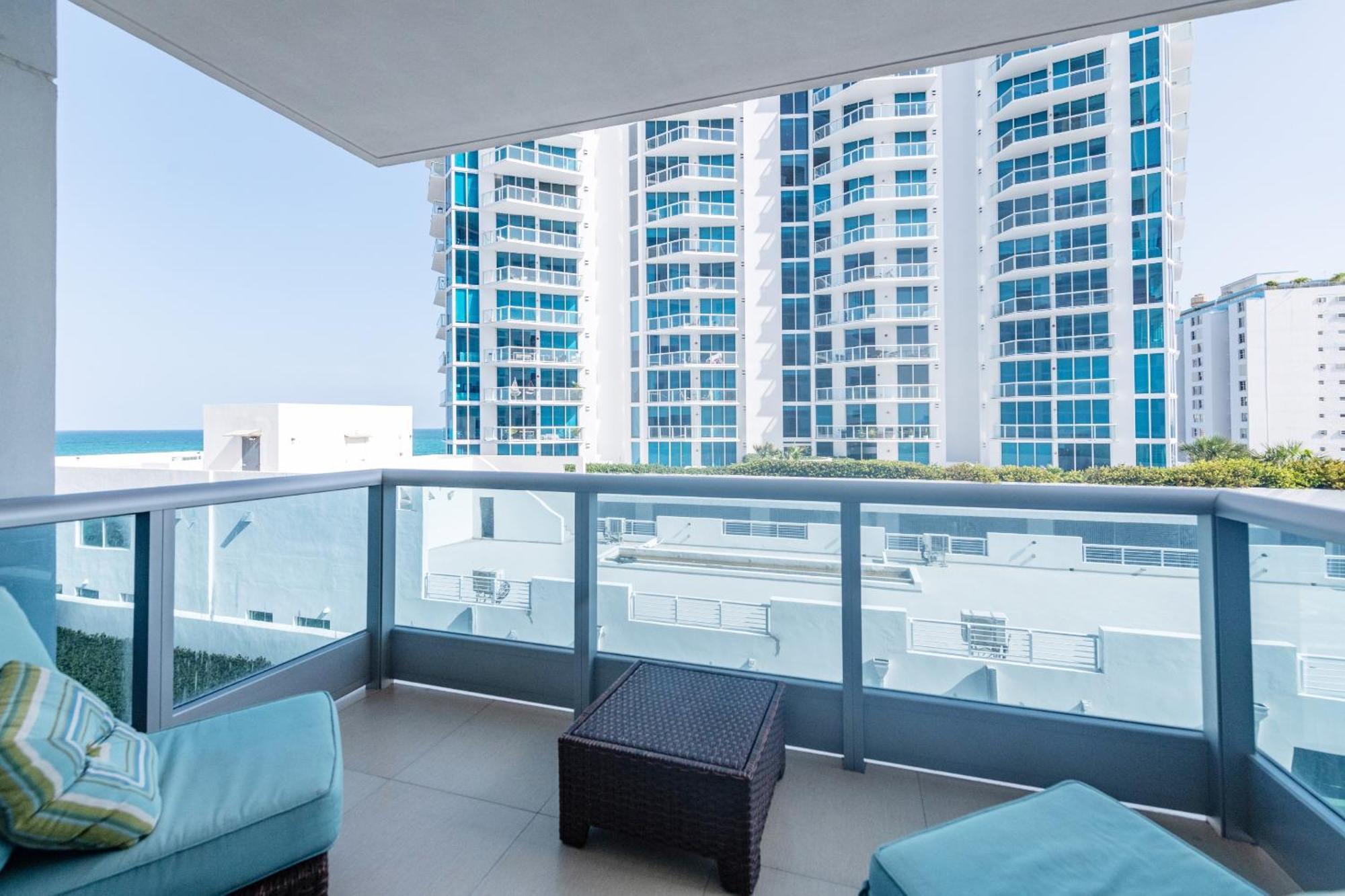 Bluebird Suites Monte Carlo Маями Бийч Стая снимка